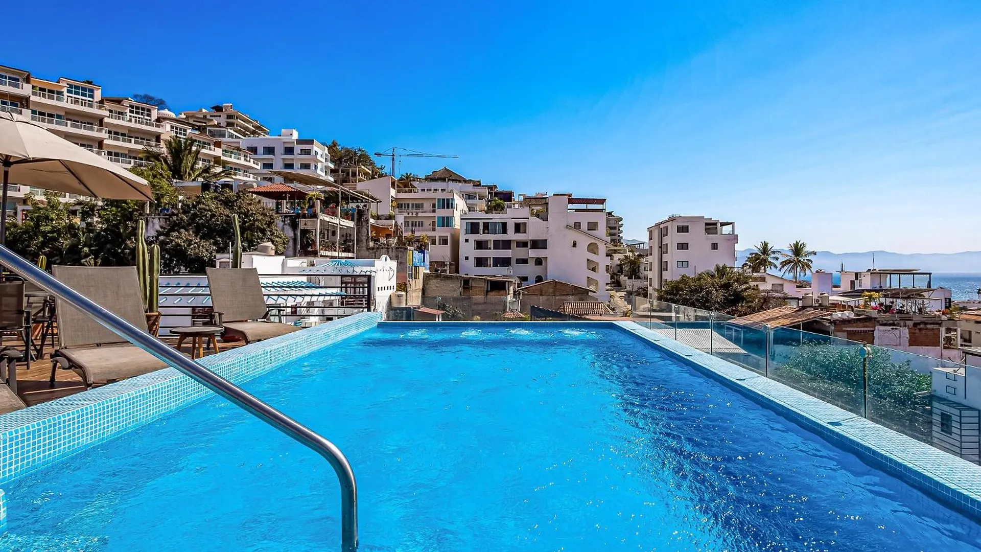 Horizon Cinco Apartment Puerto Vallarta